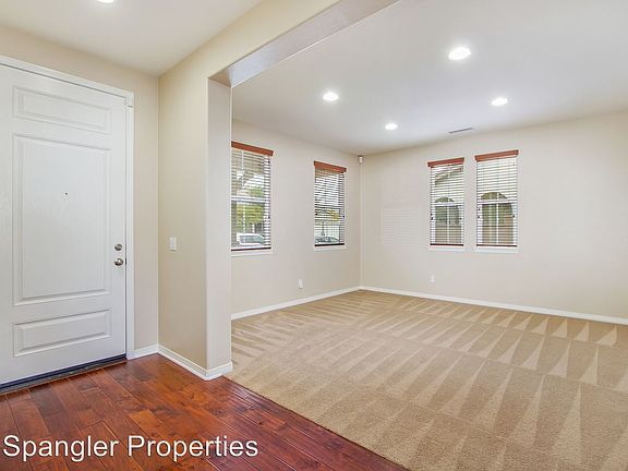 5th image of 31963 Lodge House Ct