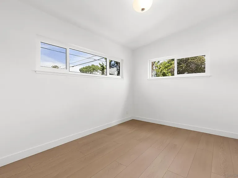 8851 Geraldine Ave — Photo 22