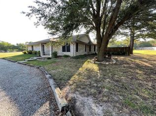 1800 Pecan St, Bonham, TX 75418