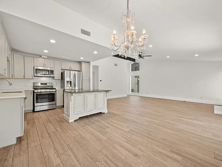 9445 Singing Quail Dr — Photo 15