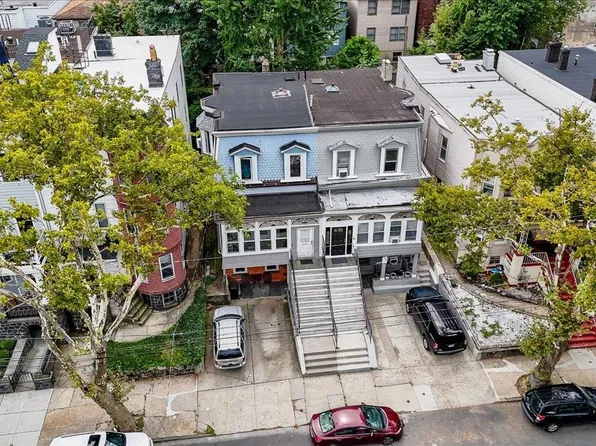 51 Booraem Avenue image 2 of 32