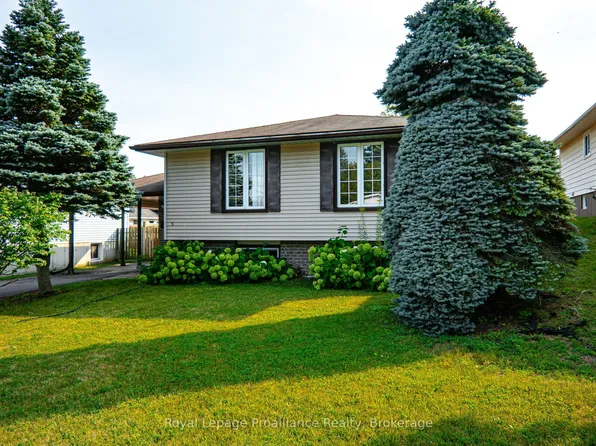 5 Van Alstine Dr, Quinte West, ON K8V 6K4