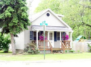 201 2nd Ave, Dowagiac, MI 49047