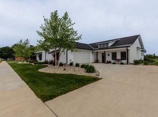 807 E Thompson St, Princeton, IL 61356