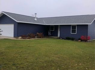 6147 Levering Rd, Cheboygan, MI 49721