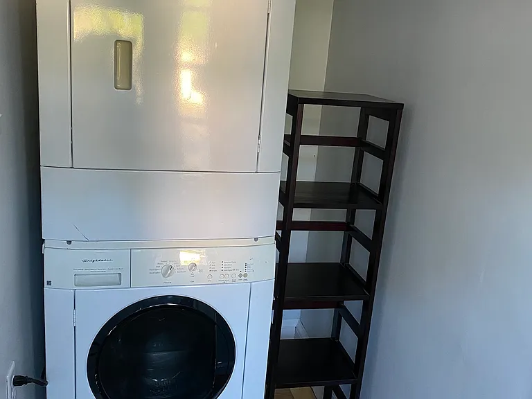 223 Pearl St #2 — Photo 15