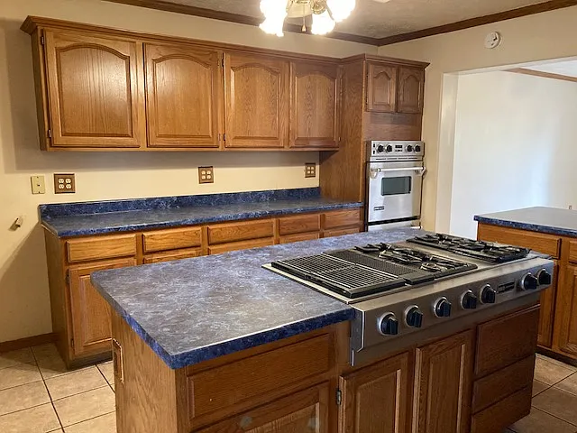 411 N Shady Bend Rd — Photo 8