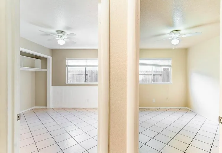 1304 Tyler Ct — Photo 34