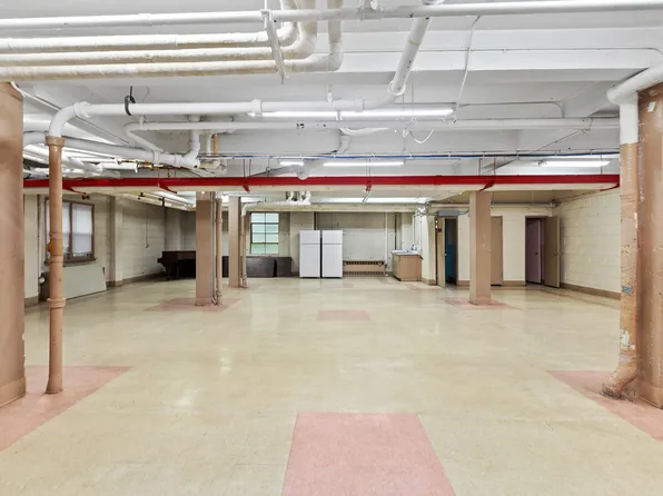 5500 Fieldston Road image 15 of 18