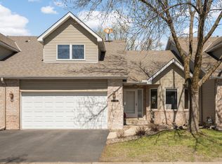 1104 Trenton Cir N, Plymouth, MN 55441