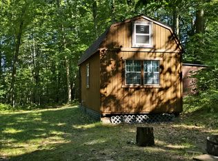 1057 S Logan Ln, Hesperia, MI 49421