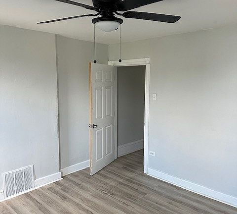 4th image of 3043 N 9th St