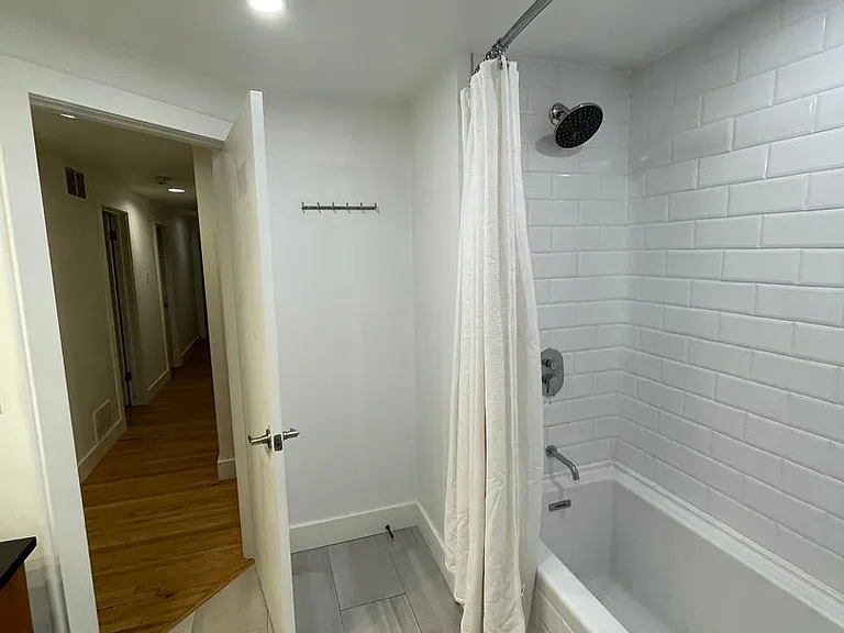 249 Newport St — Photo 21