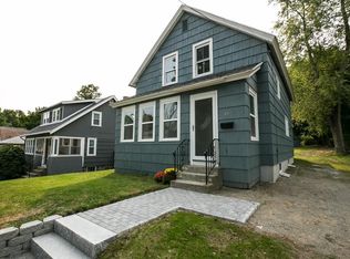 18 Grandview Ave, Worcester, MA 01603