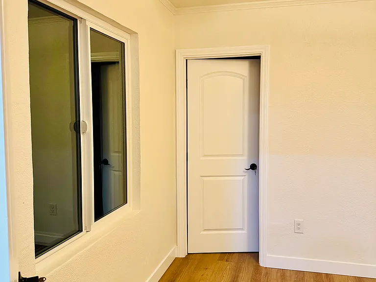 364 S McBride Ave — Photo 22