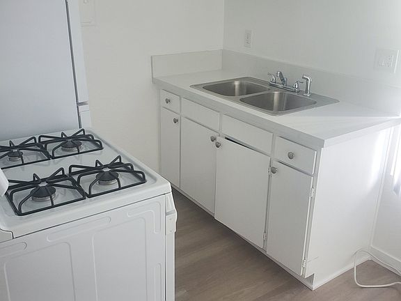4th image of 8790 Van Nuys Blvd APT 22