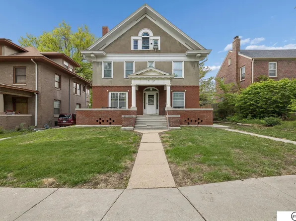 1928 E St, Lincoln, NE 68510