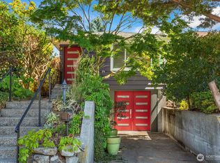 6746 10th Ave NW, Seattle, WA 98117