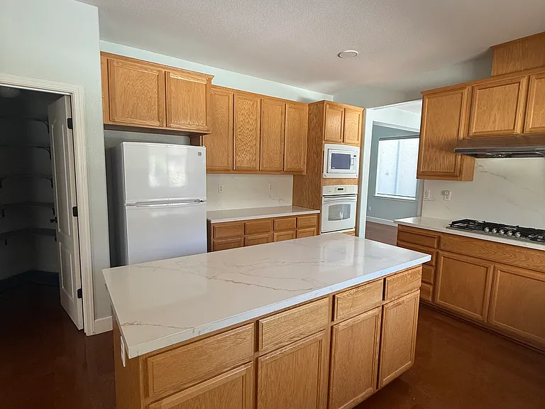 3929 Clay Bank Rd — Photo 11