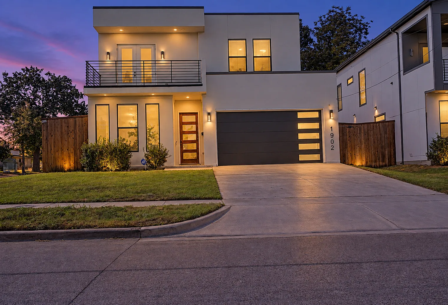 5 bed, 2708 sqft, $4,995 — Photo 1
