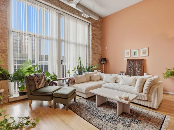 417 S Jefferson St, Chicago, IL