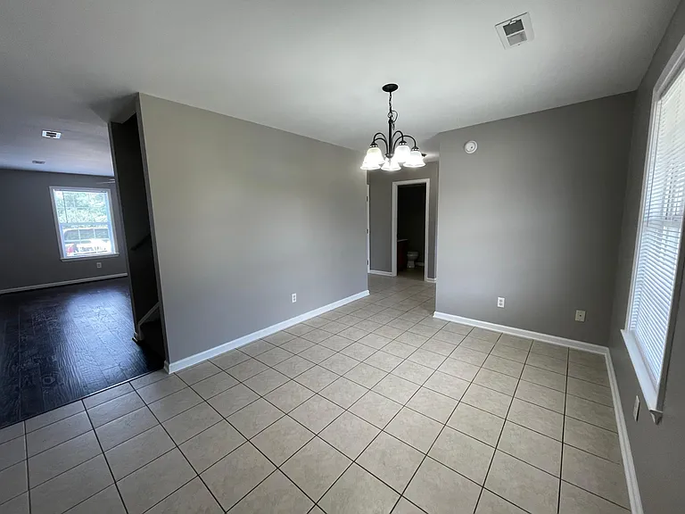 625 Hampton Way #2 — Photo 2