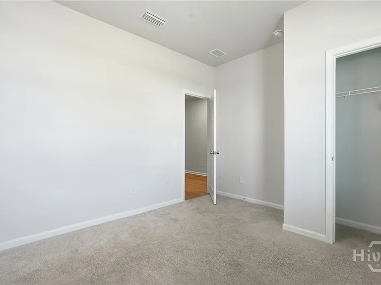 217 Crosstown Ave — Photo 12