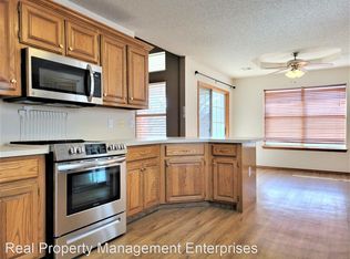 516 NW 174th St, Edmond, OK 73012
