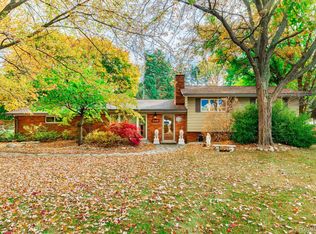 2200 N Pontiac Trl, Commerce Township, MI 48390