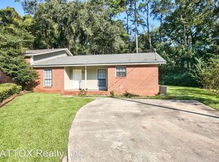 886 Meginnis Ln, Tallahassee, FL 32312