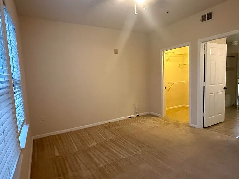 2801 Chancellorsville Dr #1326 — Photo 43