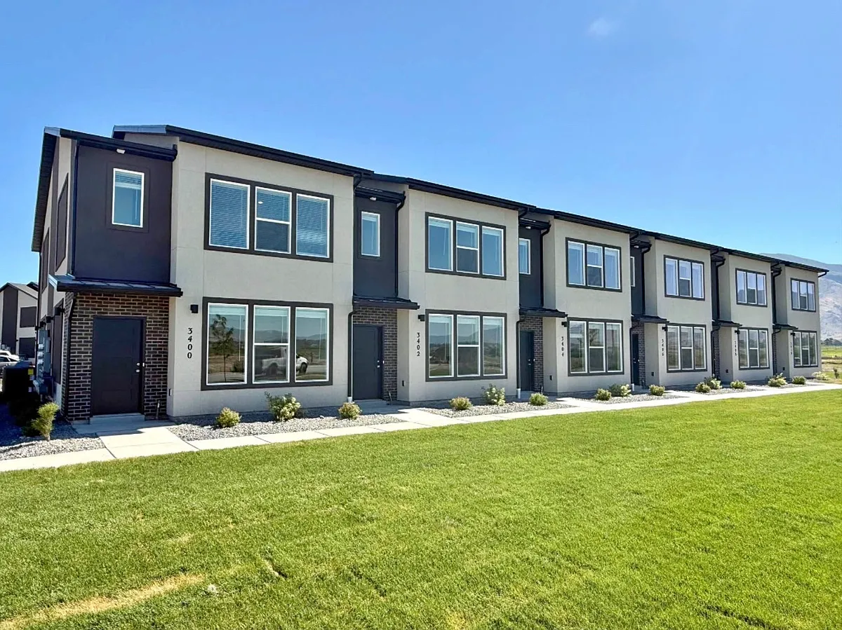 Building Photo - Nibley Towns