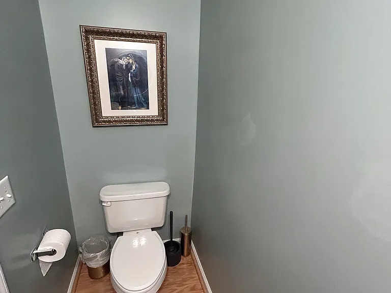 992 Riverrun Dr — Photo 9