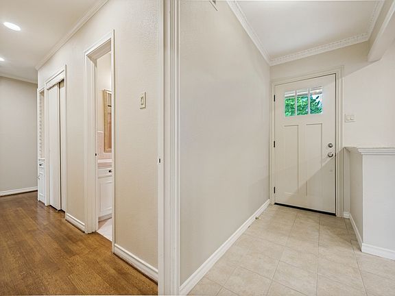 4th image of 6224 Berryhill St