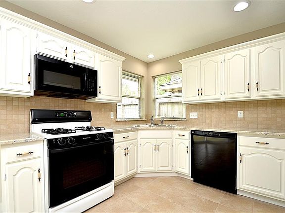 5th image of 22326 Mosswillow Ln