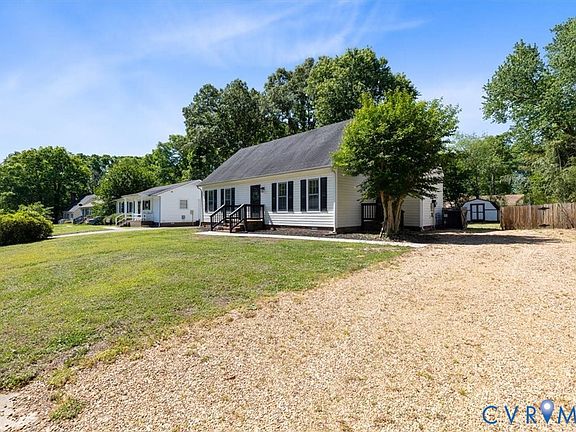 2nd image of 5507 Chanson Rd