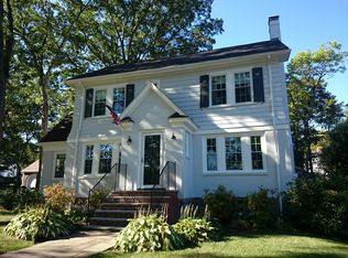 715 W Roxbury Pkwy, West Roxbury, MA 02132