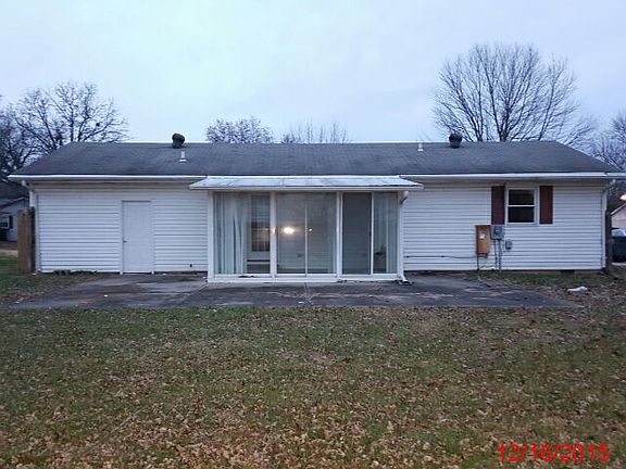 2nd image of 7517 E Gum St