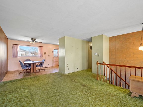 3rd image of 7617 Deerfield Ave