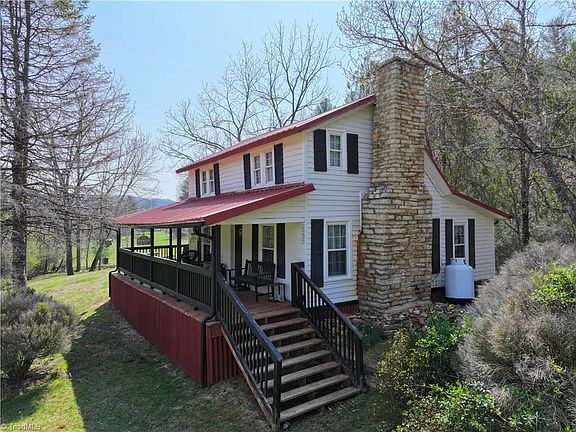 3rd image of 649 Gambill Creek Rd