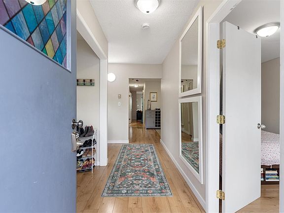 3rd image of 941 Inskip St