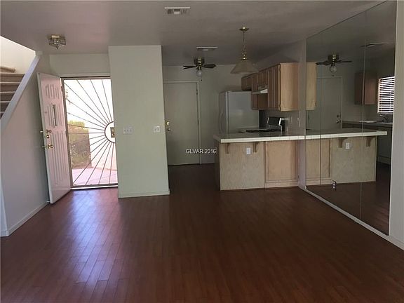 4th image of 9281 Casa Christina Ln #0