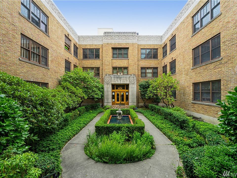 Welcome to the beautiful historic Seaview Condominiums. 