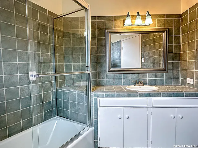 245 Losoya St — Photo 22