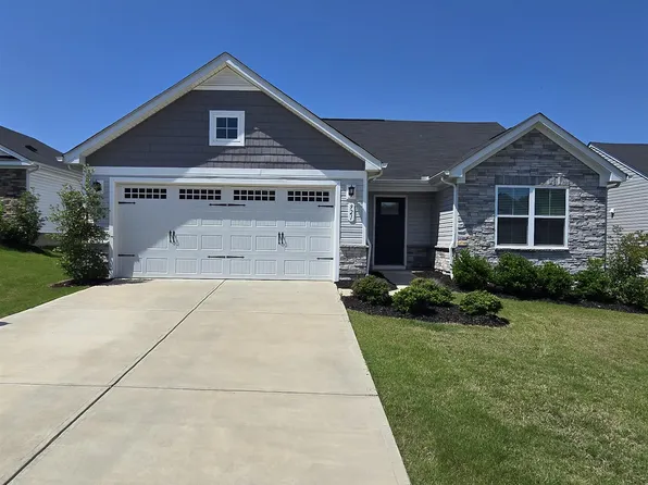 921 Blue Willow Ct, Spartanburg, SC 29302