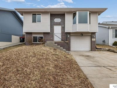 2010 NW 57th St, Lincoln, NE, 68528