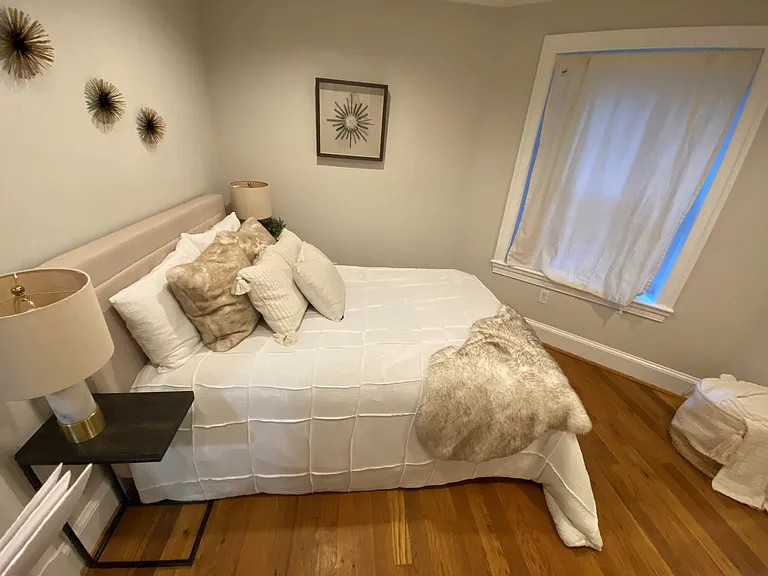 1354 Kenyon St NW — Photo 14