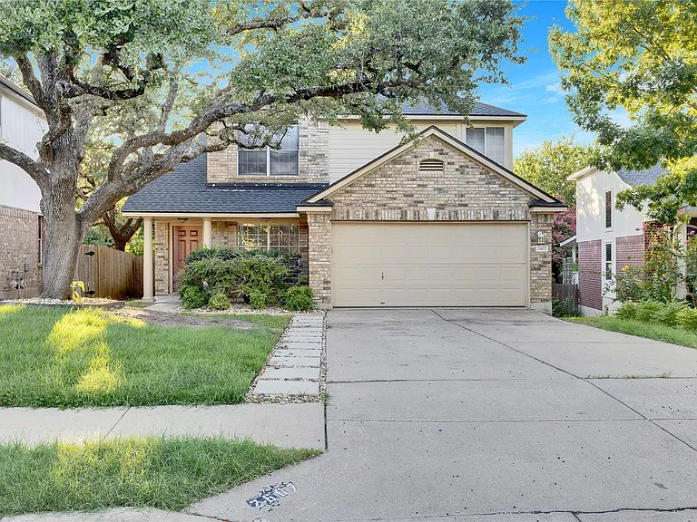 2607 Claudia Dr — Photo 1