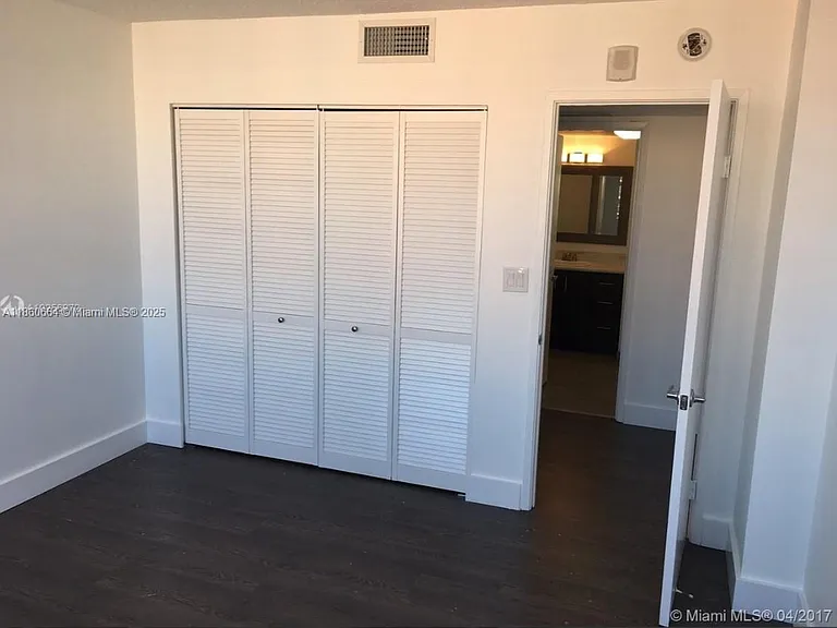 1301 NE Miami Gardens Dr #1625W — Photo 11