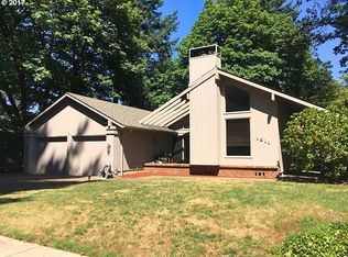 1511 Ranchwood Dr, Eugene, OR 97401